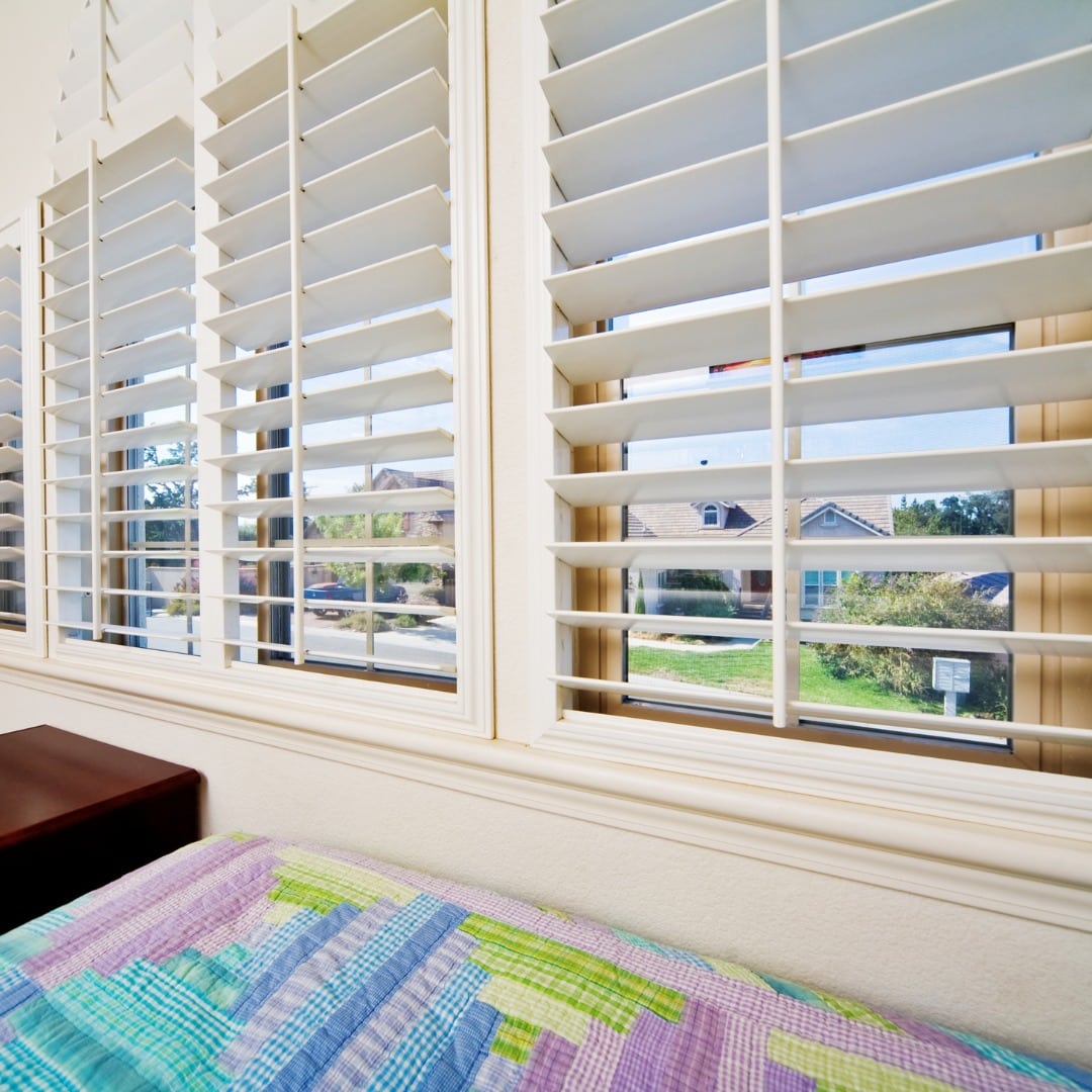 Modern and Sleek Aluminum Window Blinds for Minimalist Home Décor